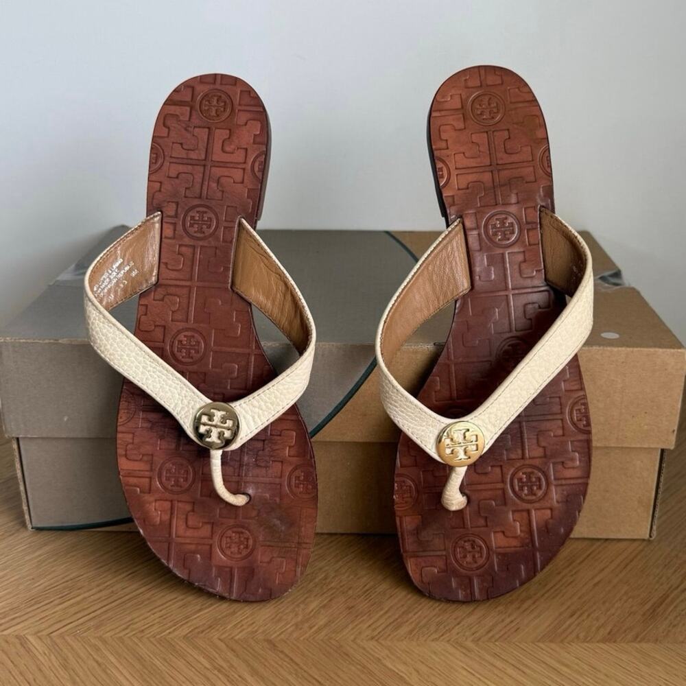 Tory Burch Thora ‘Ivory’ Women Embossed Leather Sandals- SZ 9